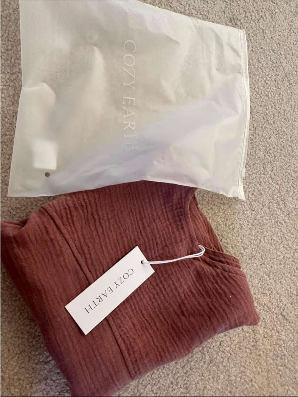 Cozy Earth Mauve V-Neck Sleeveless Tank Top - Picture 9 of 10